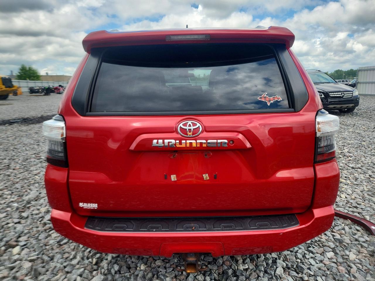 2018 TOYOTA 4RUNNER SR5 PREMIUM — Фото 6 из 14
