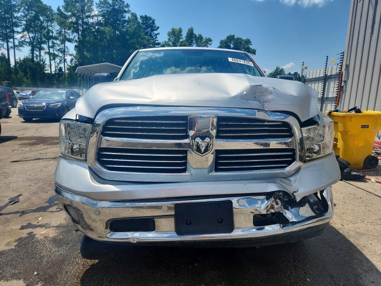 2015 RAM 1500 SLT — Фото 9 из 16