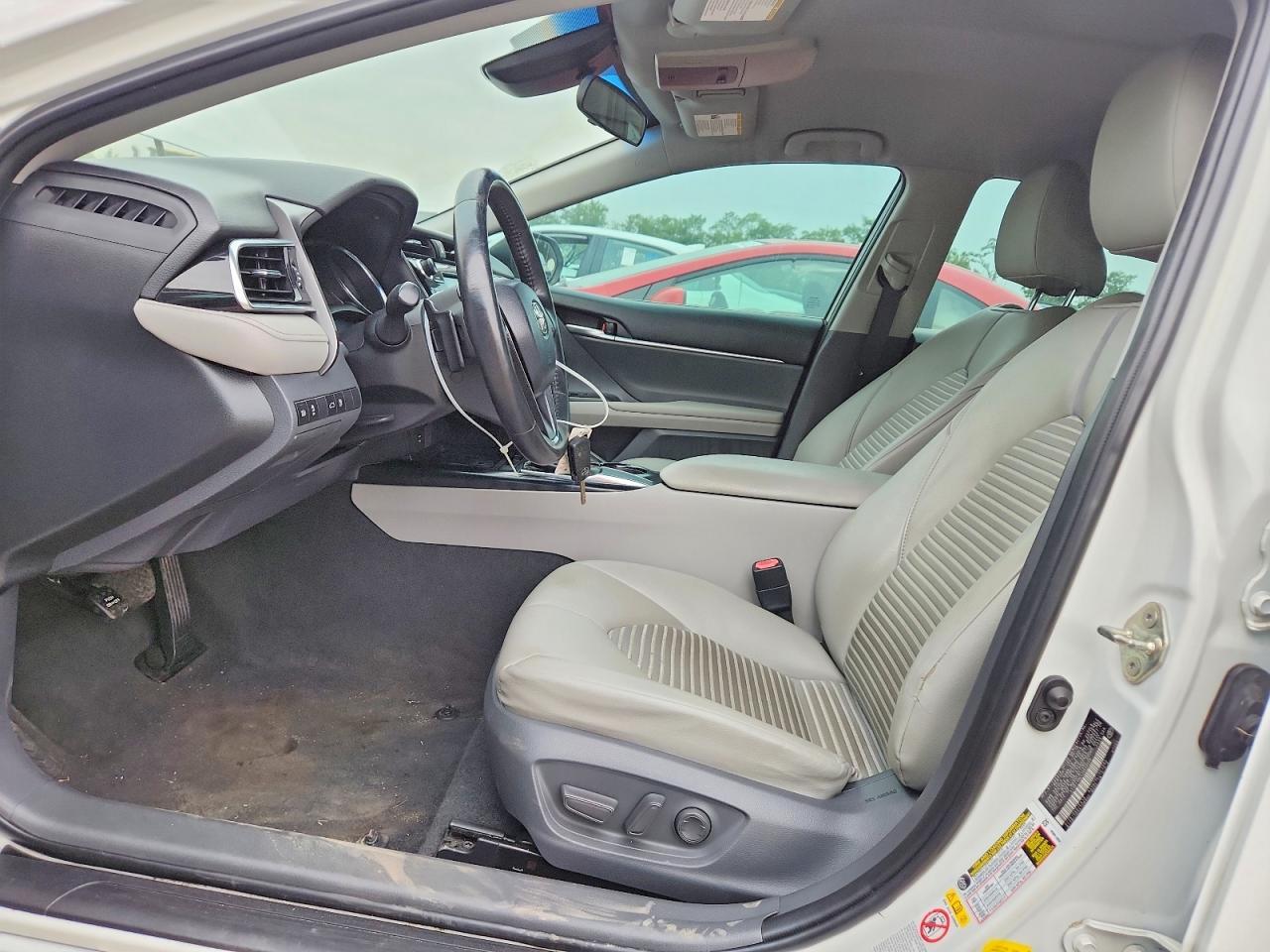 2018 TOYOTA CAMRY SE — Фото 7 из 12