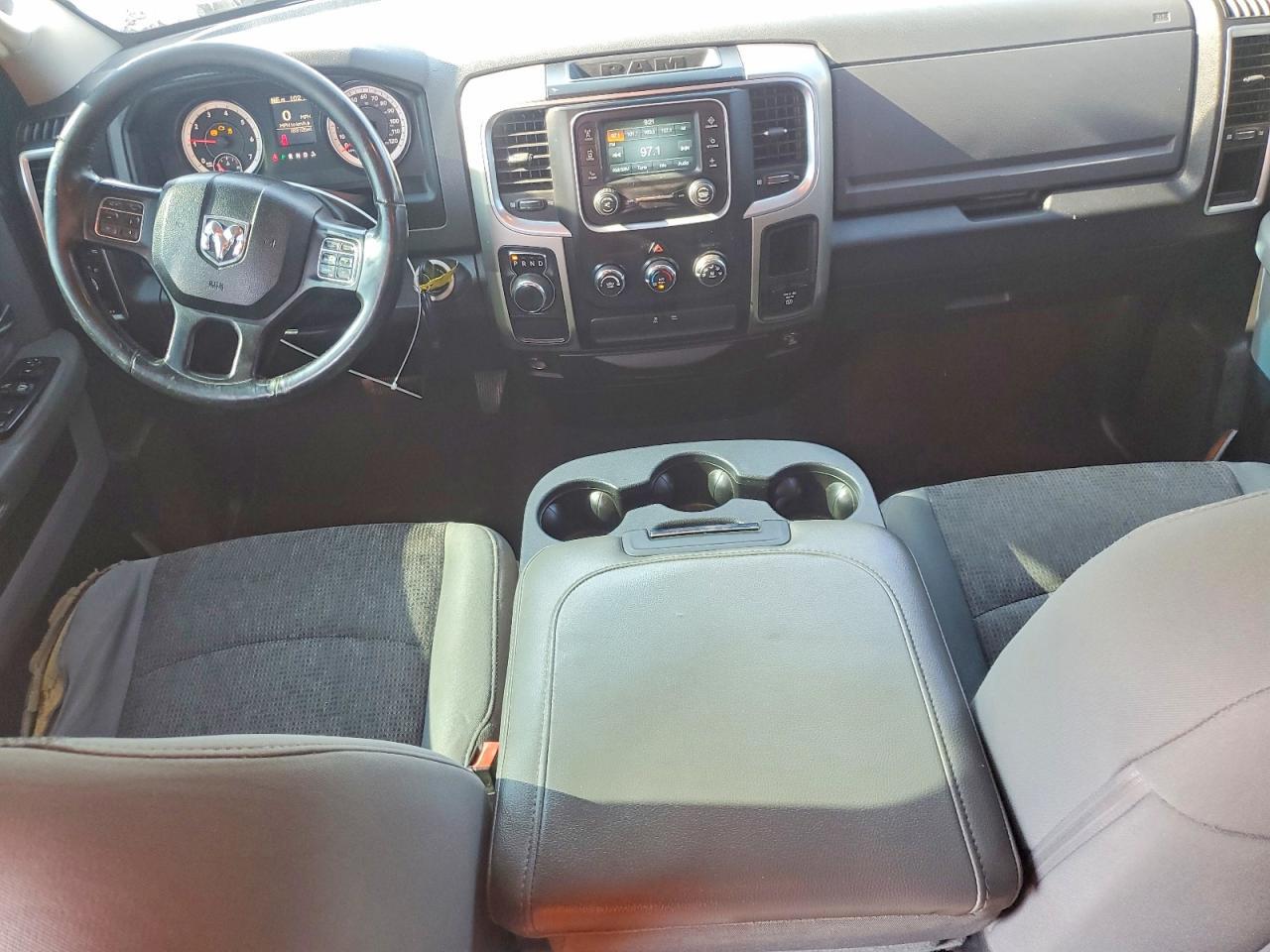2015 RAM 1500 SLT — Фото 8 из 12
