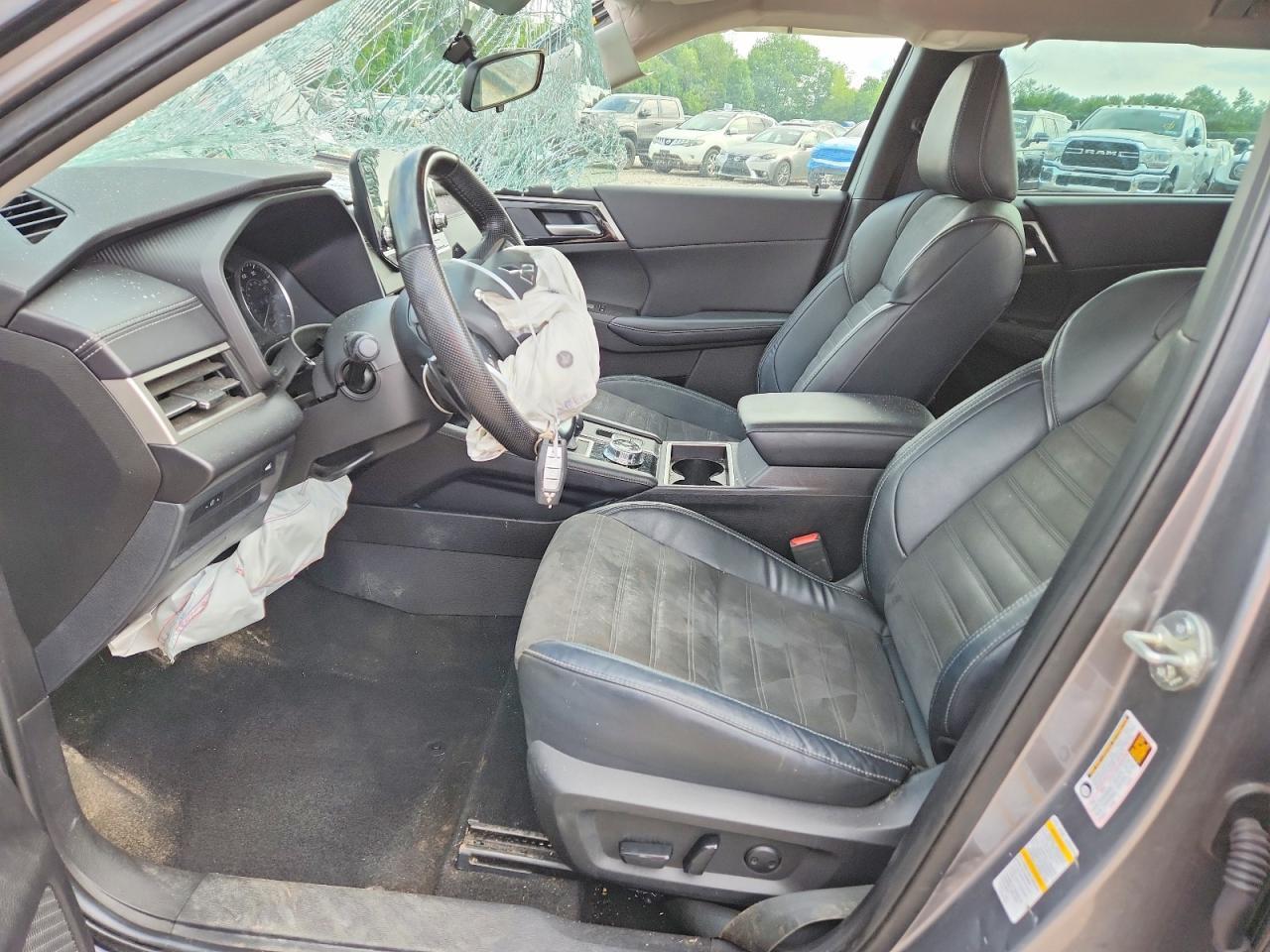 2023 MITSUBISHI OUTLANDER SE — Фото 7 из 14