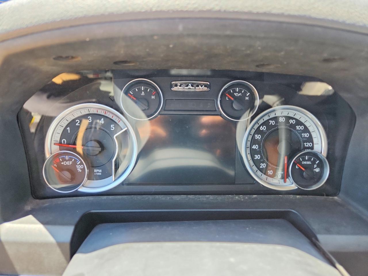 2015 RAM 2500 SLT — Фото 9 из 12