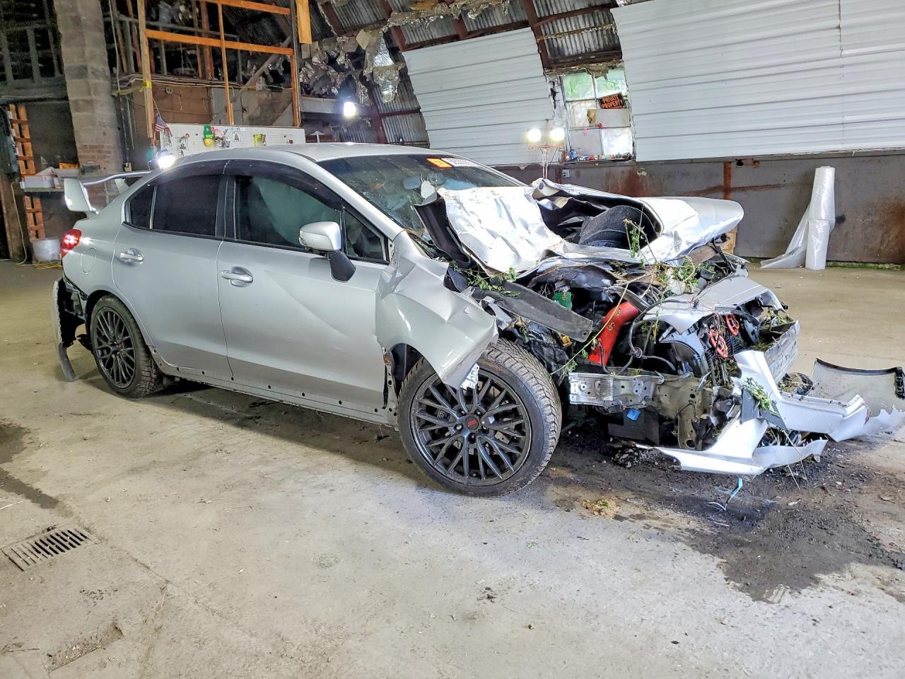 2015 SUBARU WRX STI — Фото 4 из 12