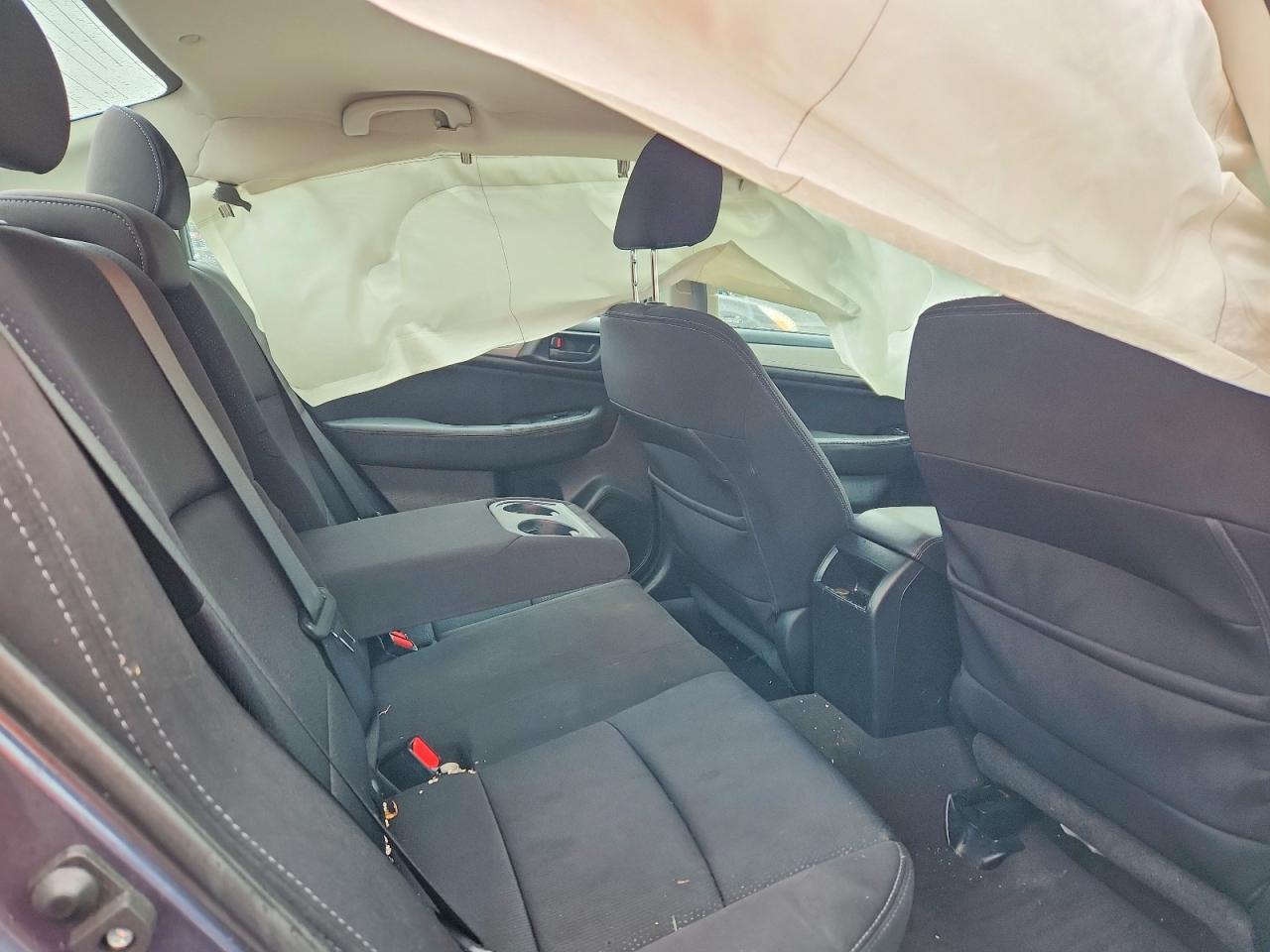 2015 SUBARU LEGACY 2.5I — Фото 10 из 13