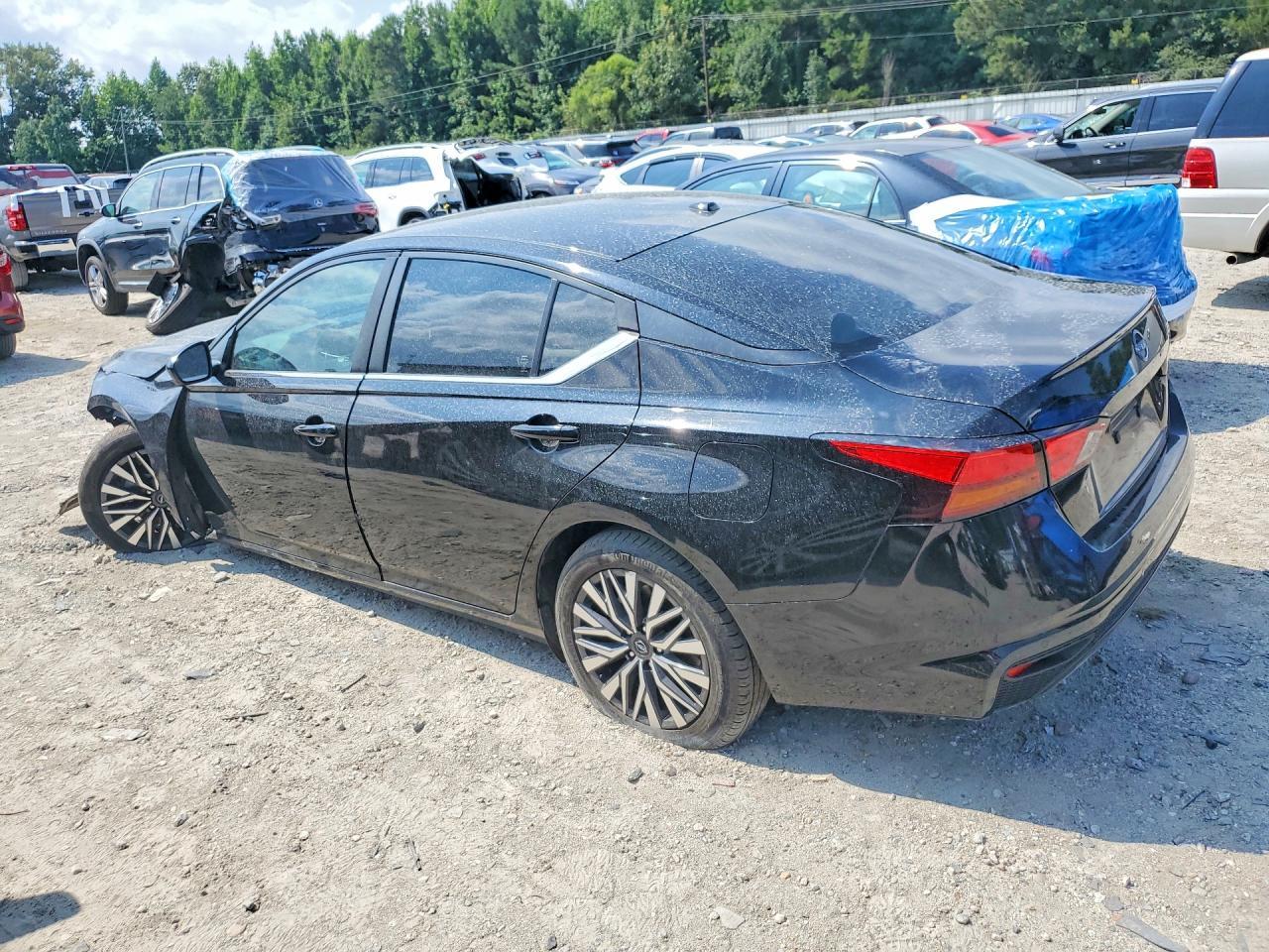 2023 NISSAN ALTIMA SV — Фото 2 из 12