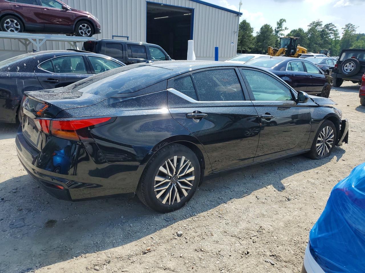 2023 NISSAN ALTIMA SV — Фото 3 из 12