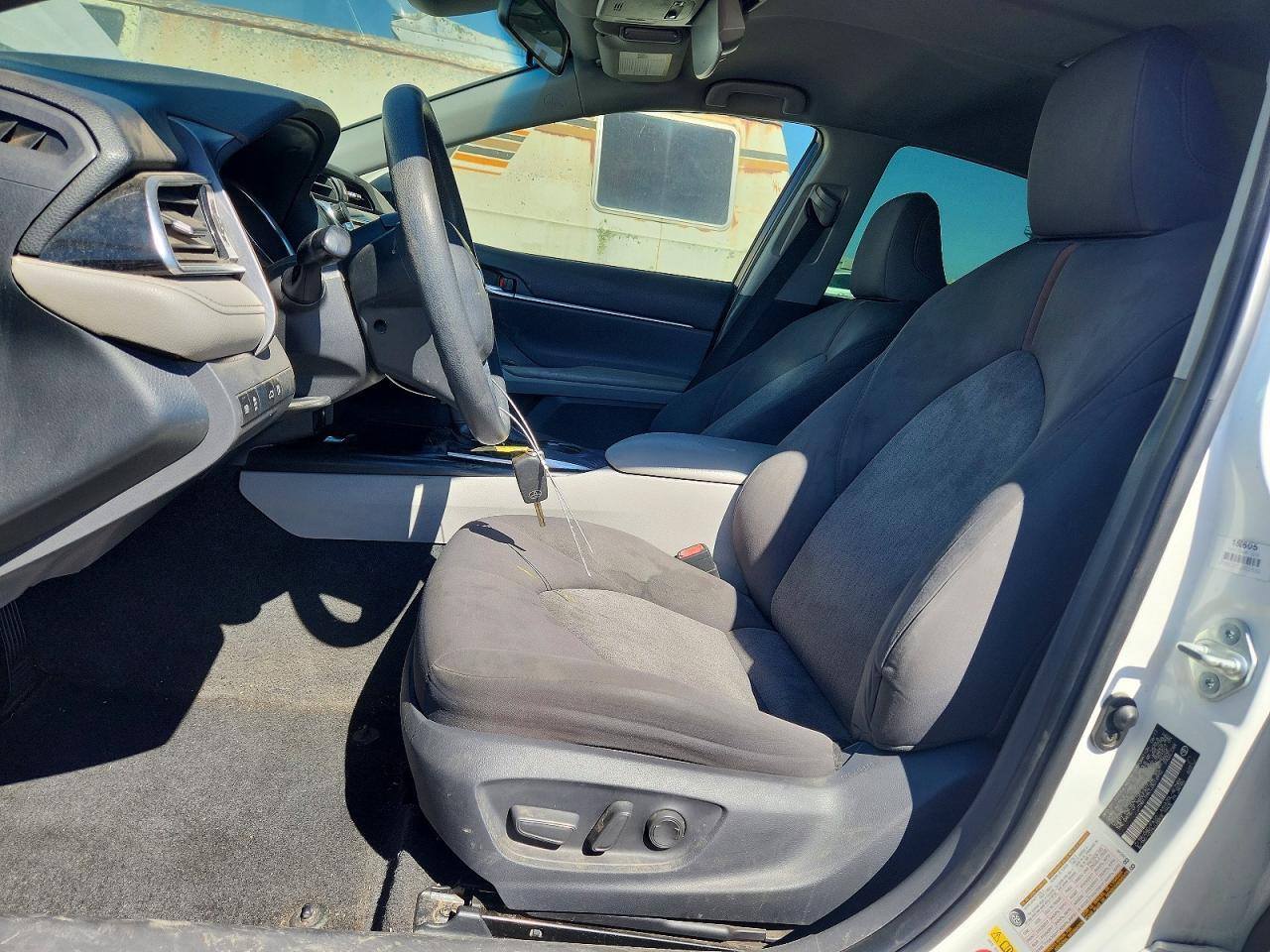 2018 TOYOTA CAMRY LE — Фото 7 из 13