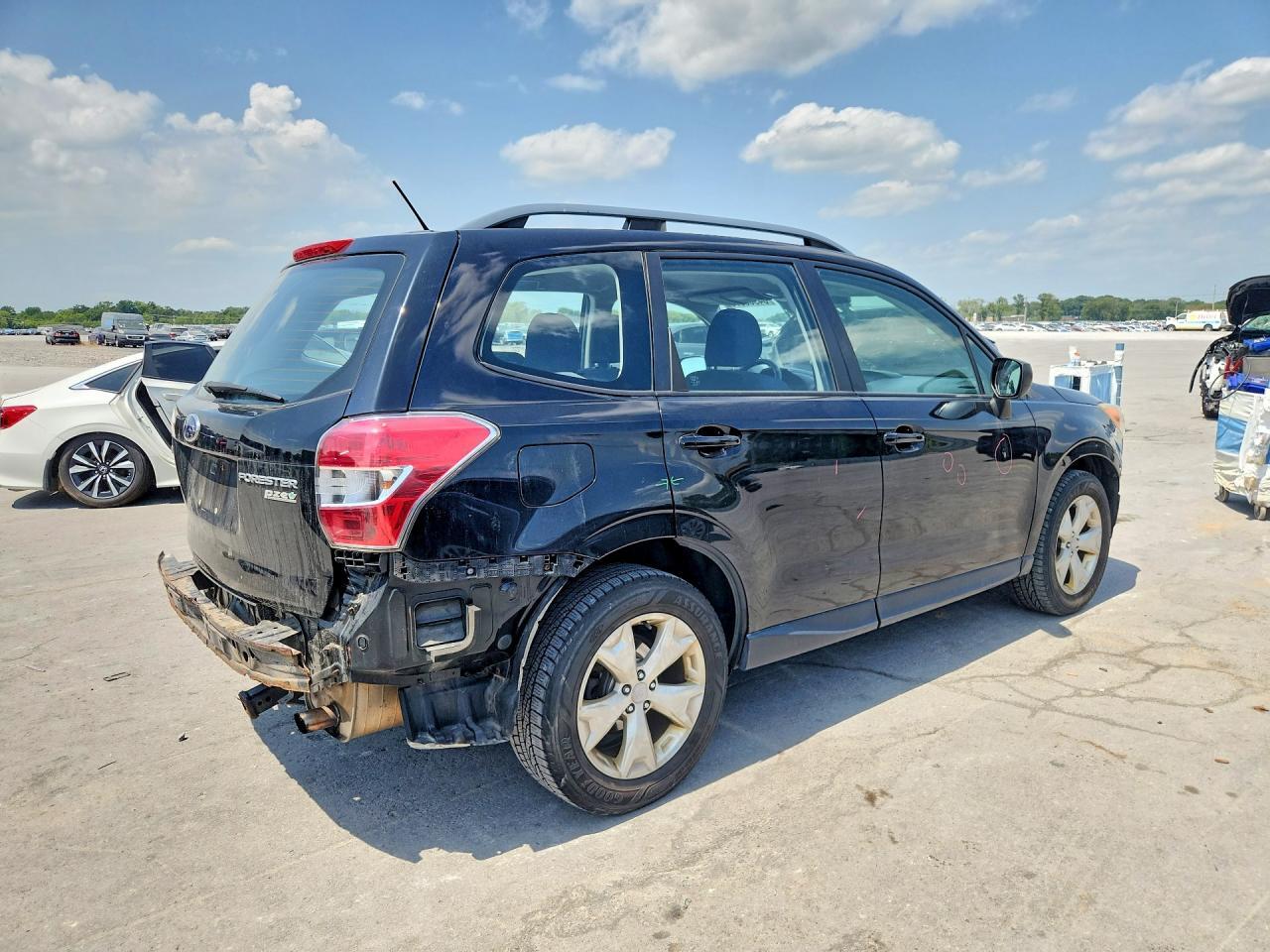 2015 SUBARU FORESTER 2.5I — Фото 3 из 13