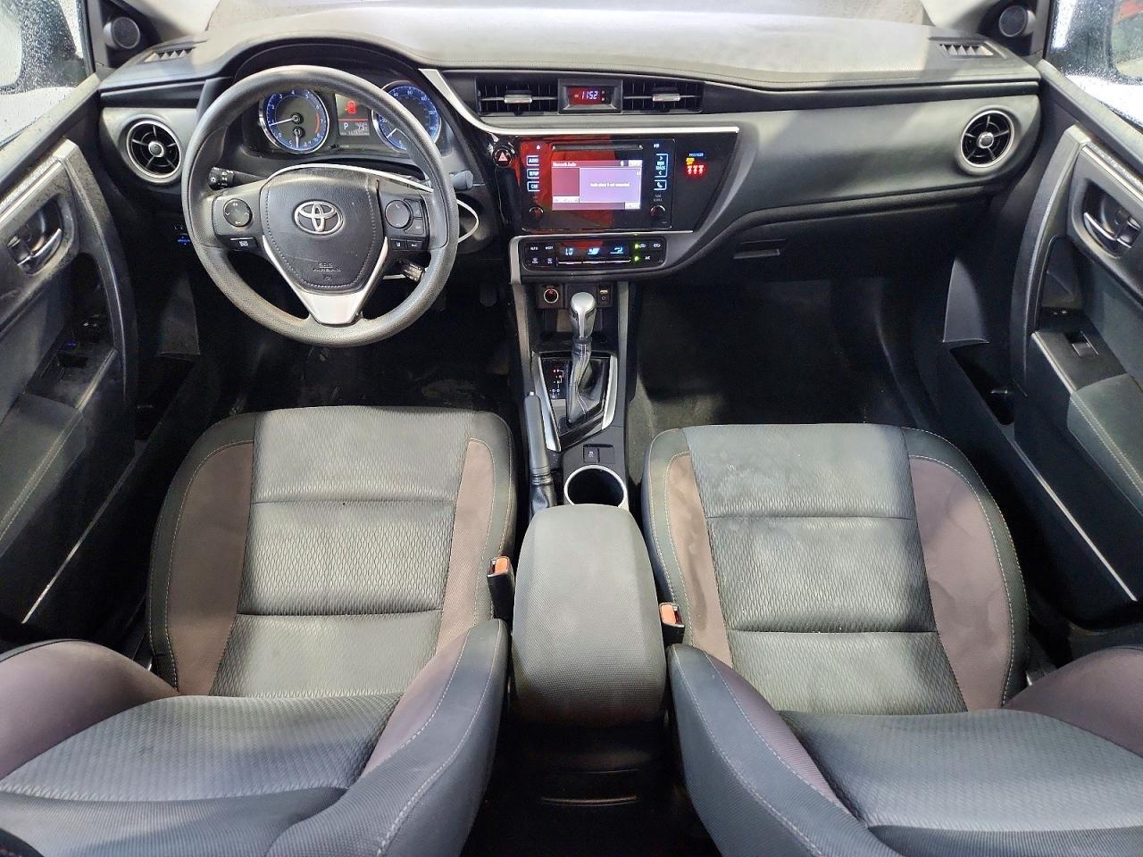 2018 TOYOTA COROLLA LE — Фото 8 из 12