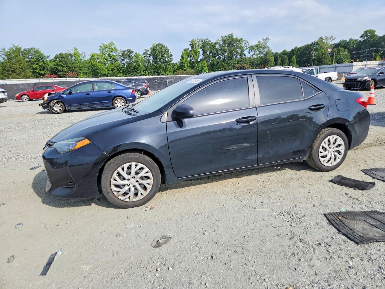 2018 TOYOTA COROLLA LE