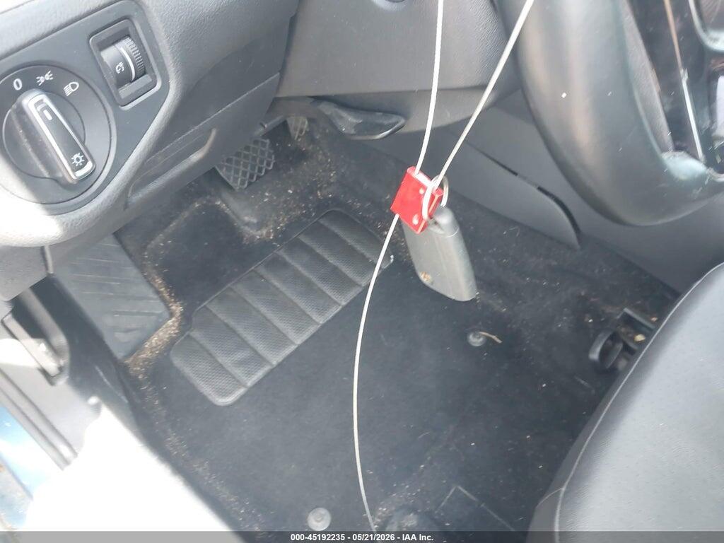 3VW217AU0FM030375 2015 VOLKSWAGEN GOLF photo no. 11