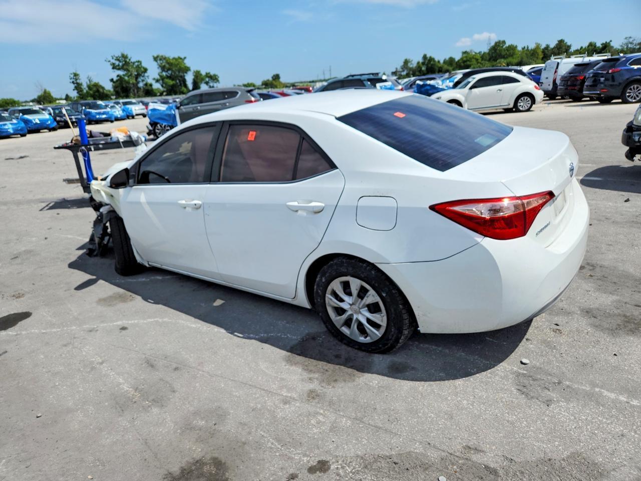 2018 TOYOTA COROLLA L — Фото 2 из 12