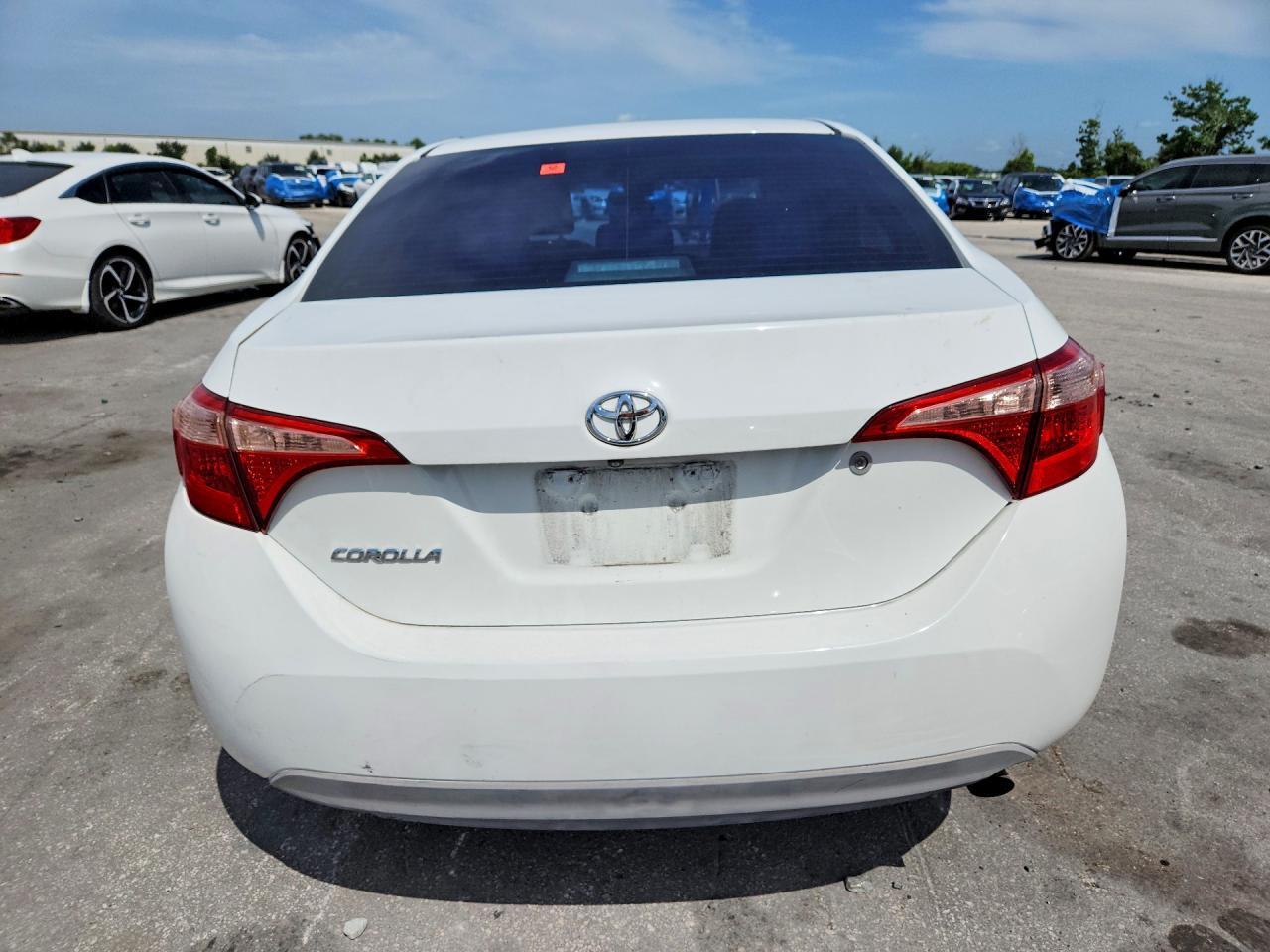 2018 TOYOTA COROLLA L — Фото 6 из 12