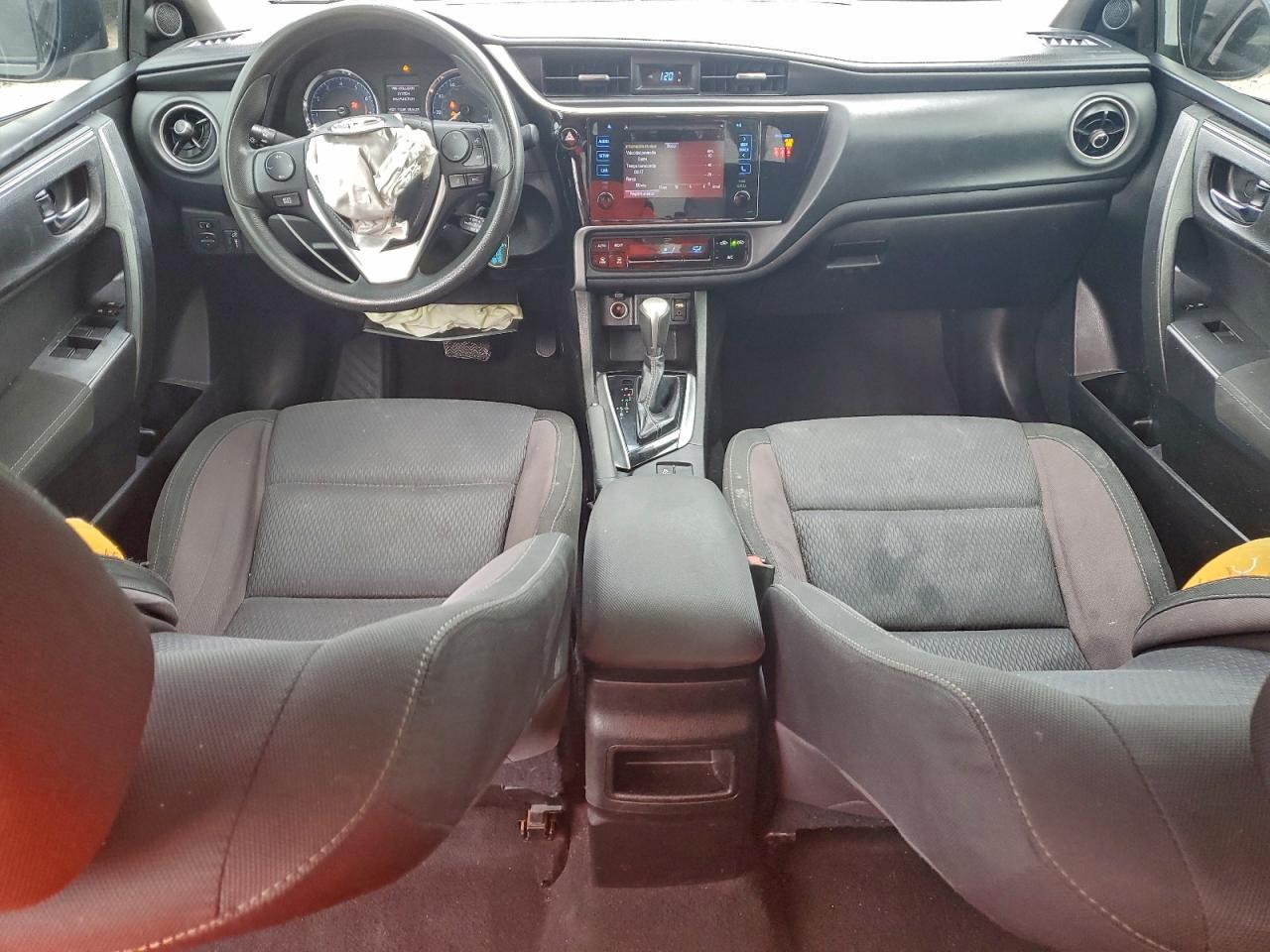 2018 TOYOTA COROLLA L — Фото 8 из 12