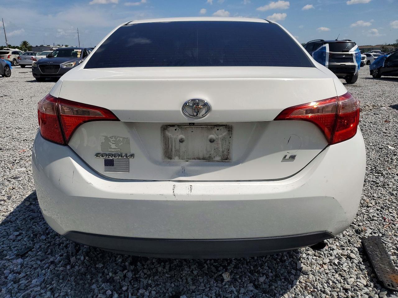 2018 TOYOTA COROLLA LE — Фото 6 из 13