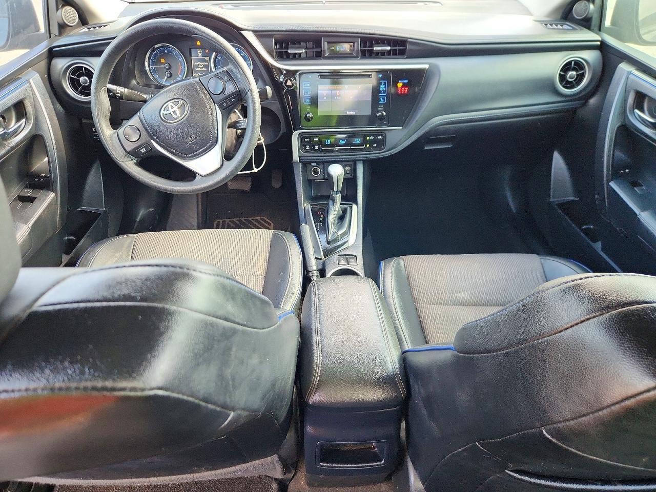2018 TOYOTA COROLLA SE — Фото 8 из 12