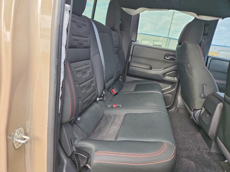 2023 NISSAN FRONTIER PRO-4X — Фото 10 из 14