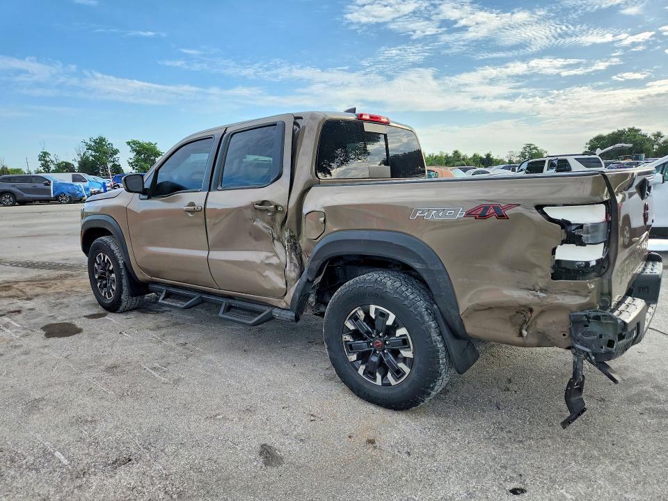 2023 NISSAN FRONTIER PRO-4X — Фото 2 из 14
