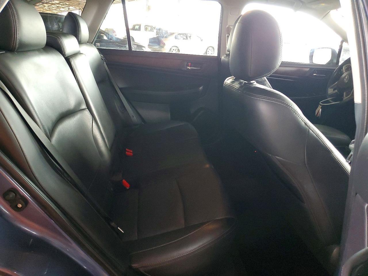 2015 SUBARU OUTBACK 3.6R LIMITED — Фото 11 из 13