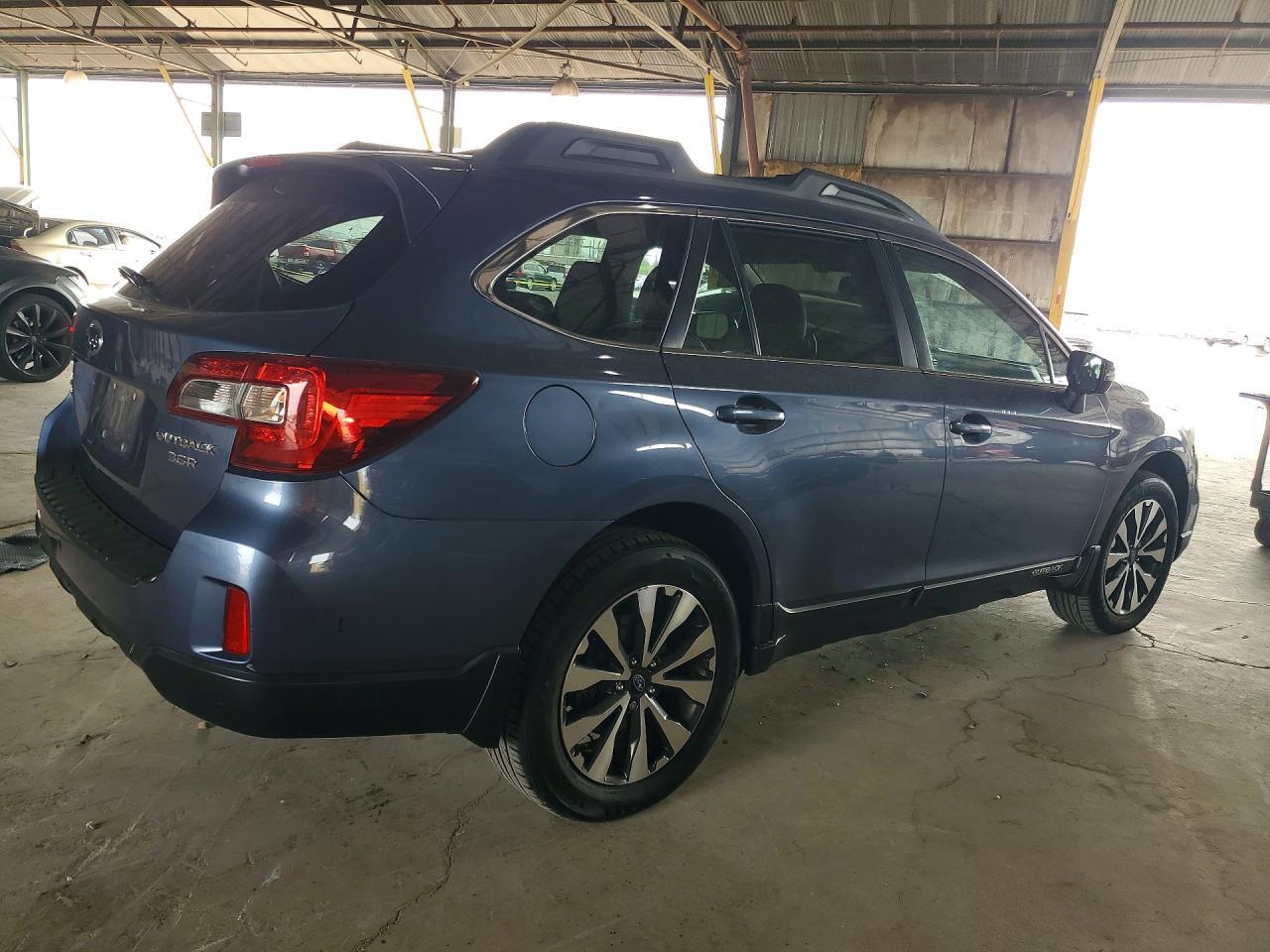 2015 SUBARU OUTBACK 3.6R LIMITED — Фото 3 из 13