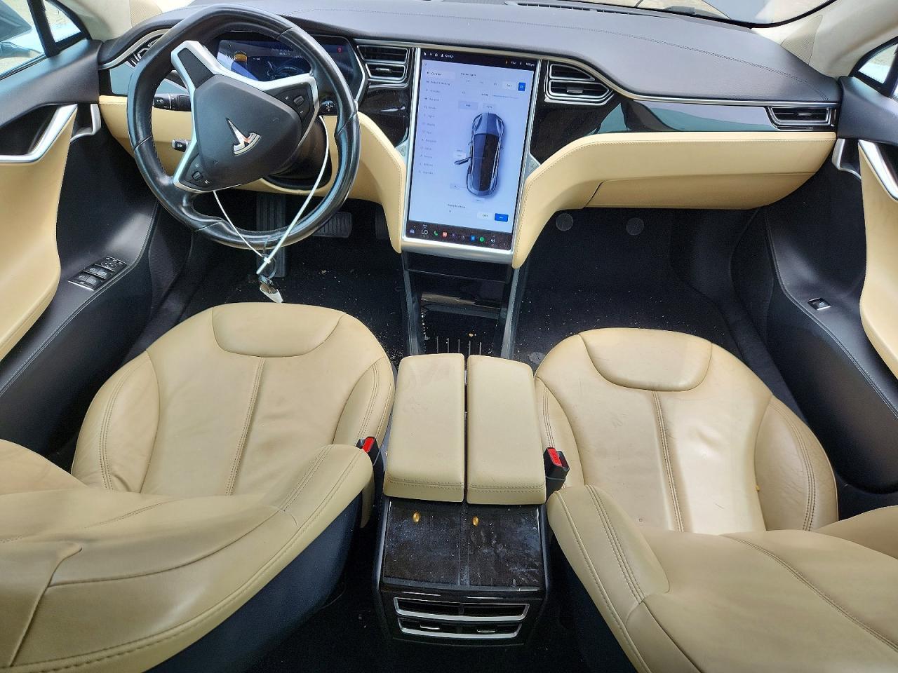 2015 TESLA MODEL S 85D — Фото 8 из 12