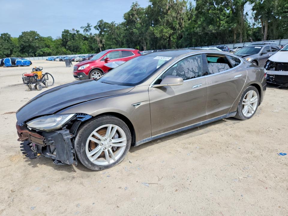 2015 TESLA MODEL S 5YJSA1E23FF110220