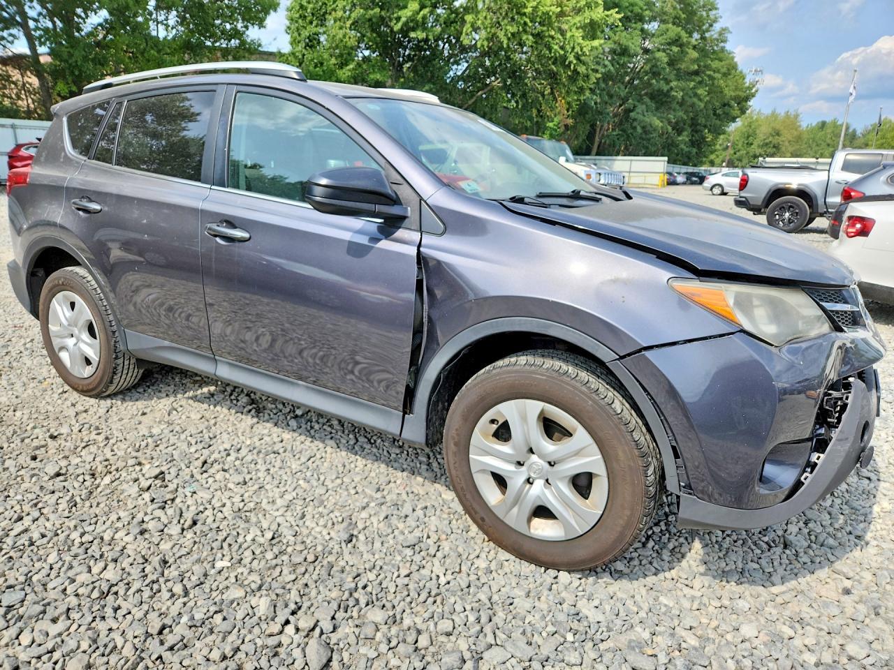 2T3BFREV5FW358568 2015 TOYOTA RAV4 photo no. 4