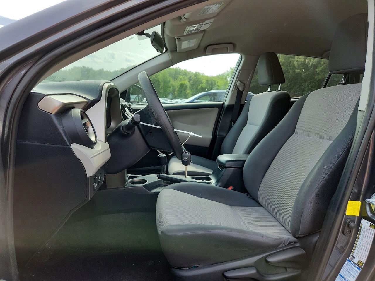 2T3BFREV5FW358568 2015 TOYOTA RAV4 photo no. 7
