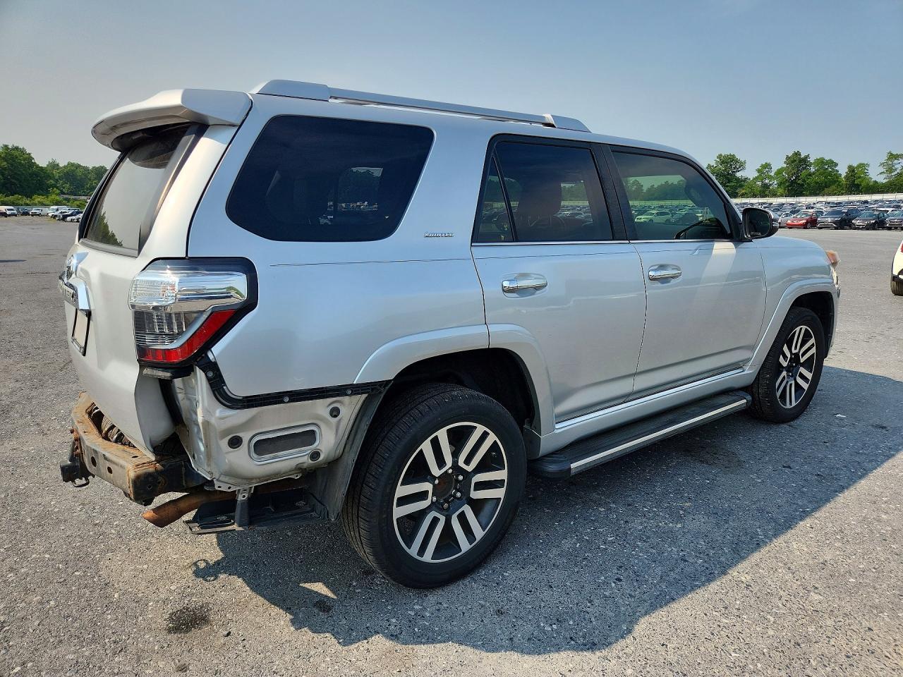 2015 TOYOTA 4RUNNER LIMITED — Фото 3 из 13