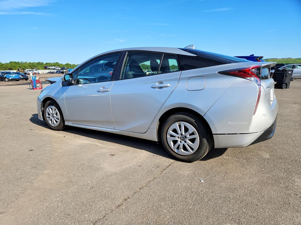 2018 TOYOTA PRIUS ONE — Фото 2 из 12