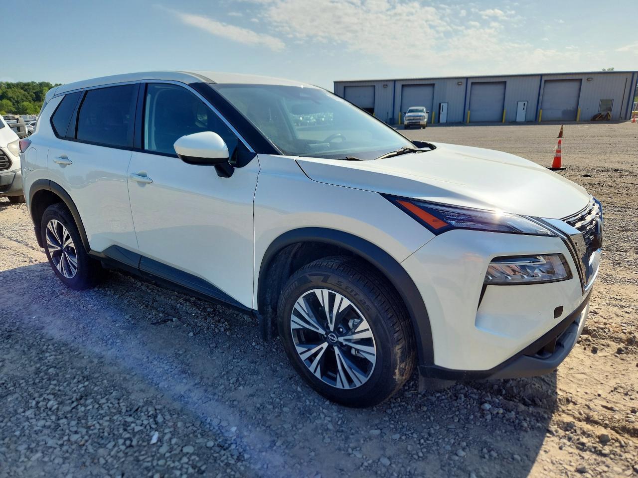 2023 NISSAN ROGUE SV — Фото 4 из 12