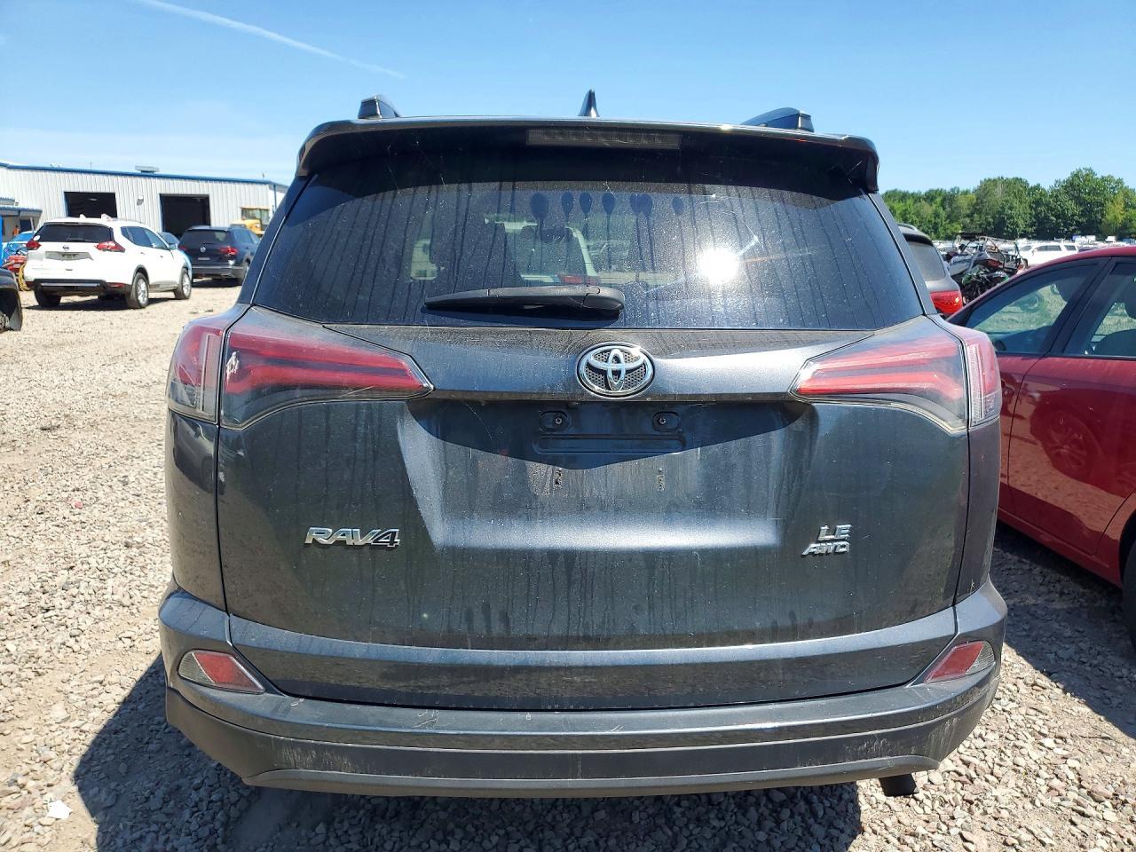 2018 TOYOTA RAV4 LE — Фото 6 из 14