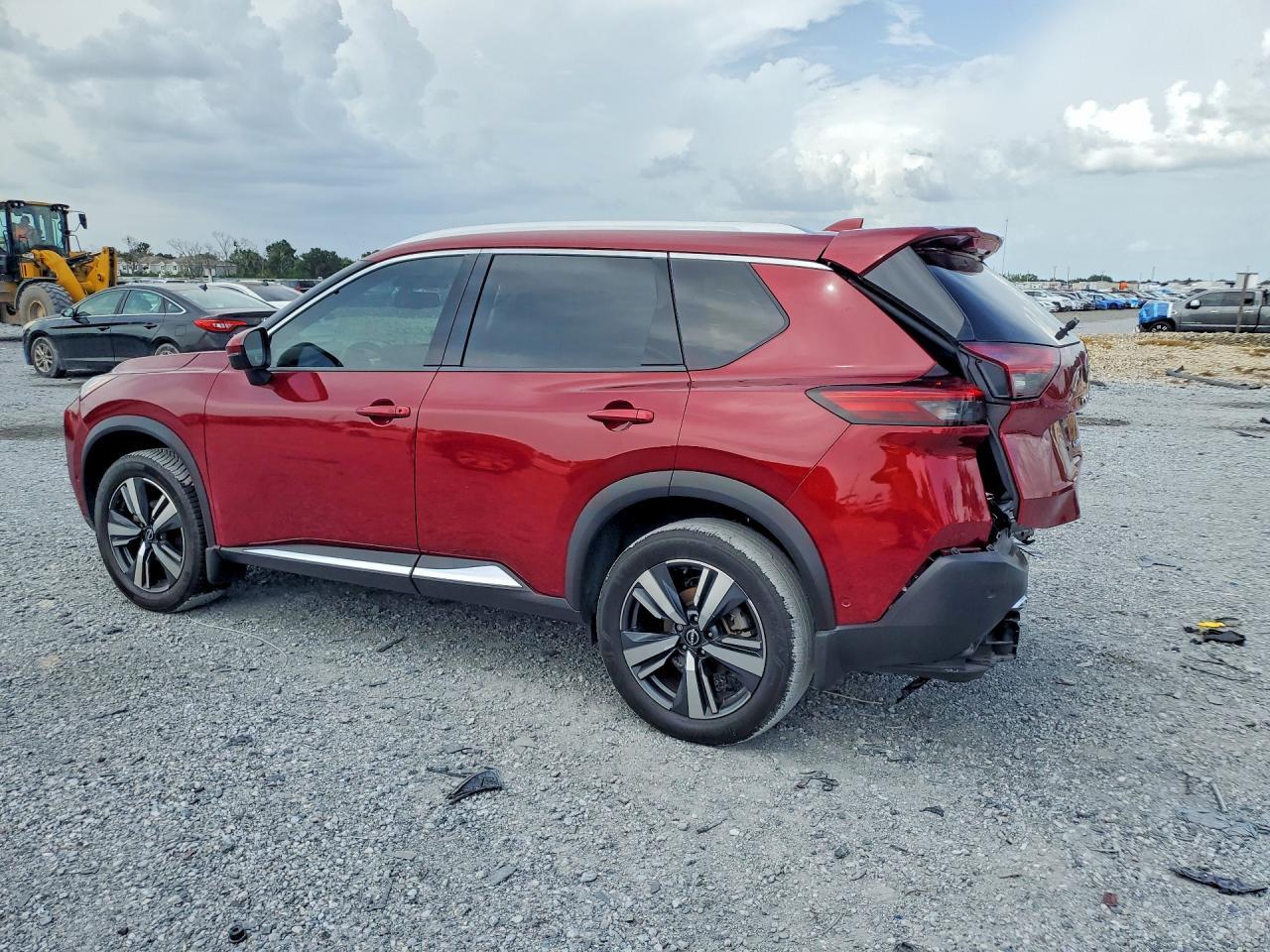 2023 NISSAN ROGUE PLATINUM — Фото 2 из 13