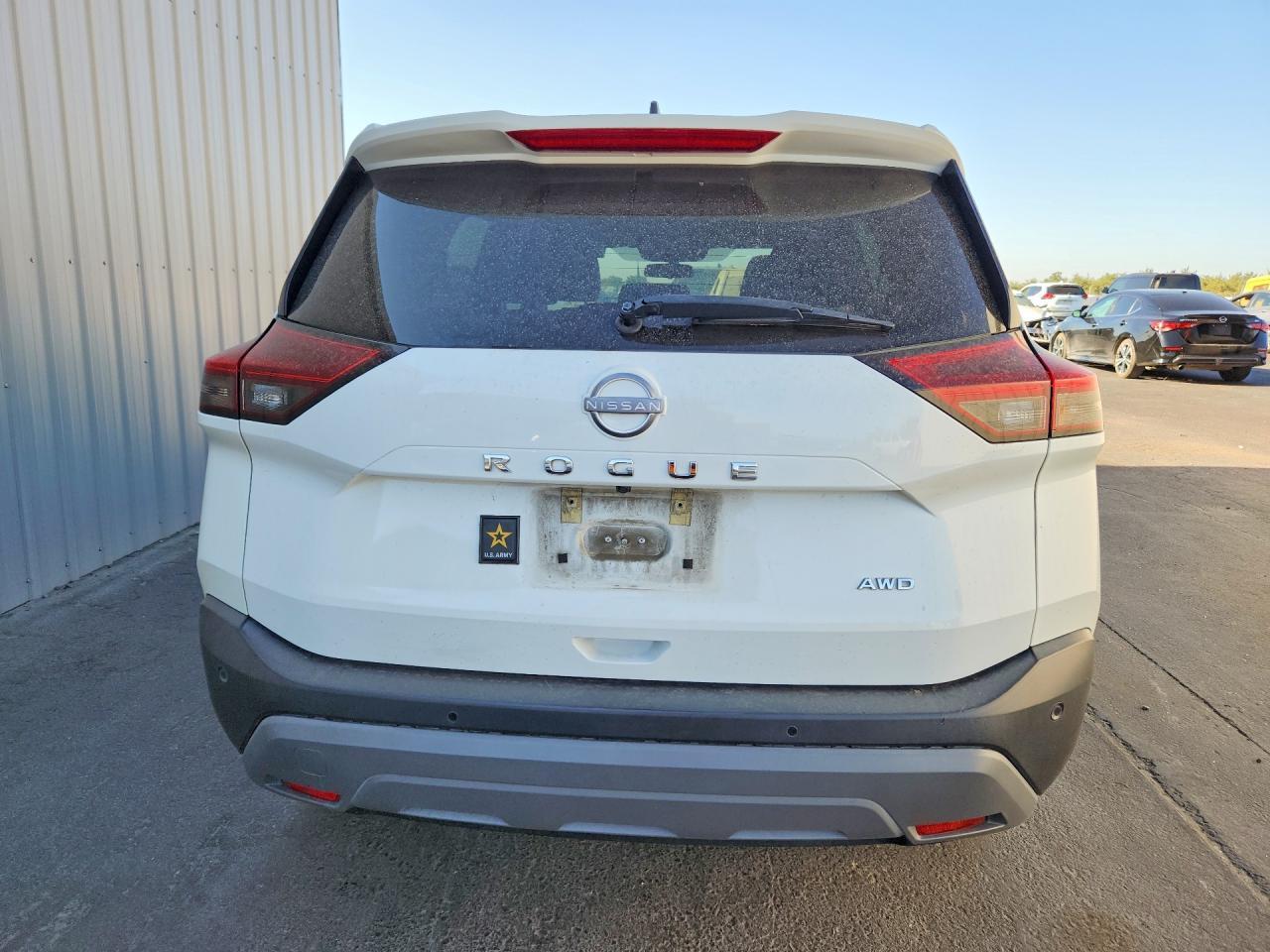 2023 NISSAN ROGUE S — Фото 6 из 13
