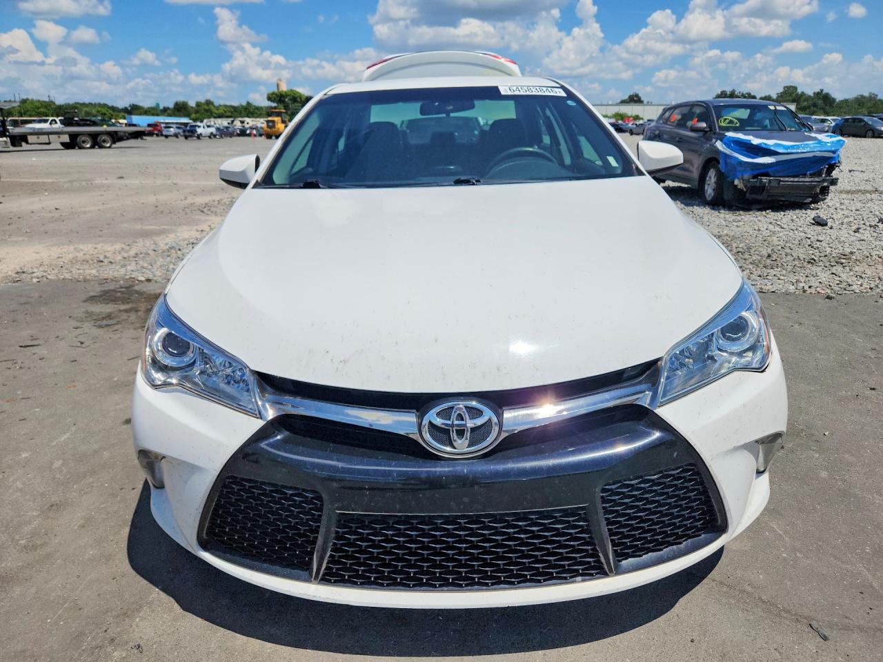 2015 TOYOTA CAMRY SE — Фото 5 из 13