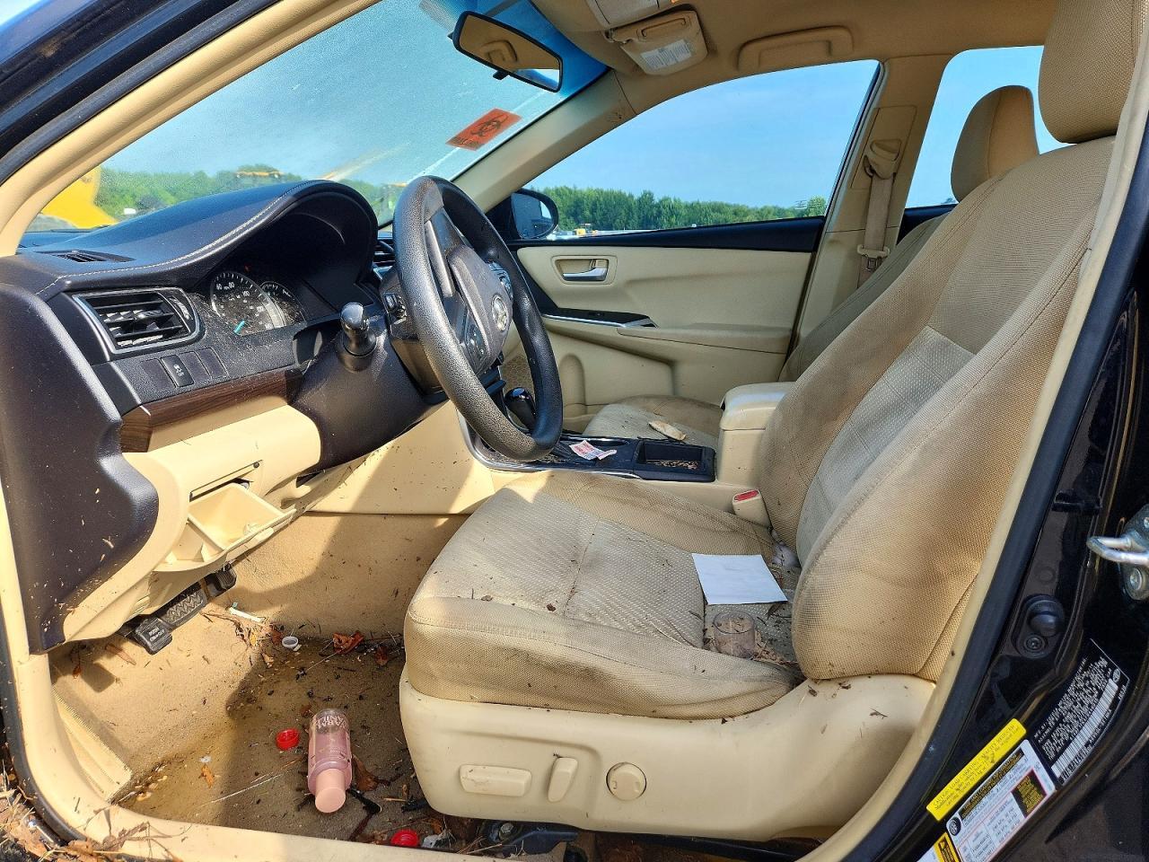 2015 TOYOTA CAMRY LE — Фото 7 из 12