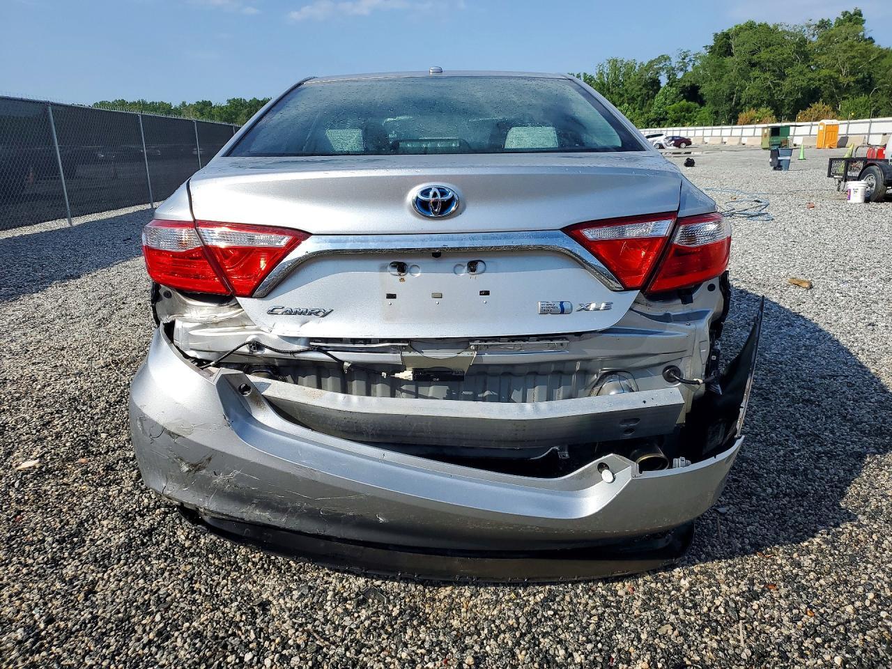 2015 TOYOTA CAMRY HYBRID XLE — Фото 6 из 12