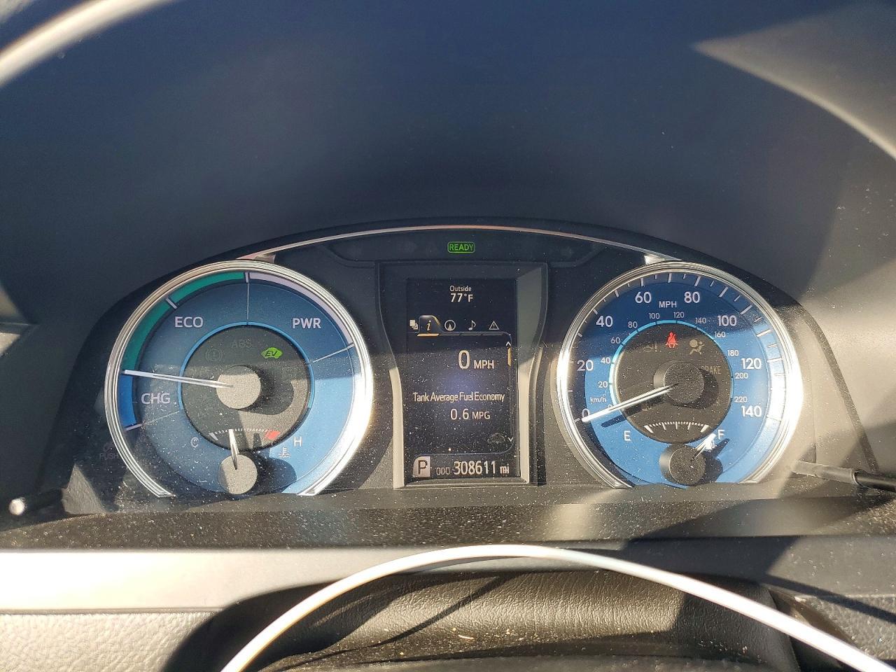 2015 TOYOTA CAMRY HYBRID XLE — Фото 9 из 12