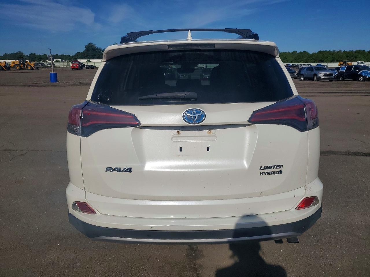 2018 TOYOTA RAV4 HV LIMITED — Фото 6 из 13