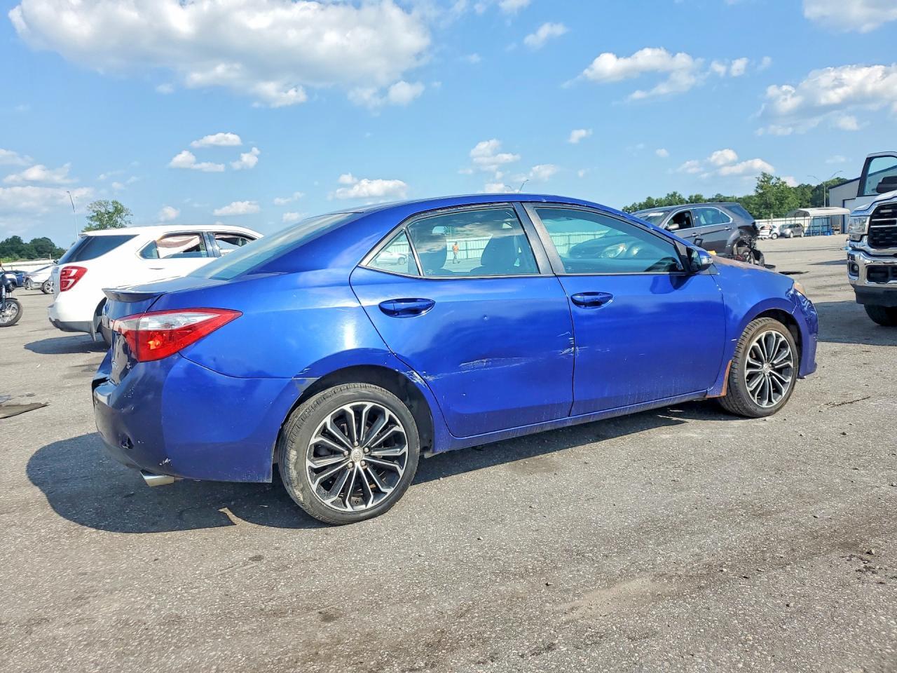 2T1BURHE3FC267567 2015 TOYOTA COROLLA photo no. 3
