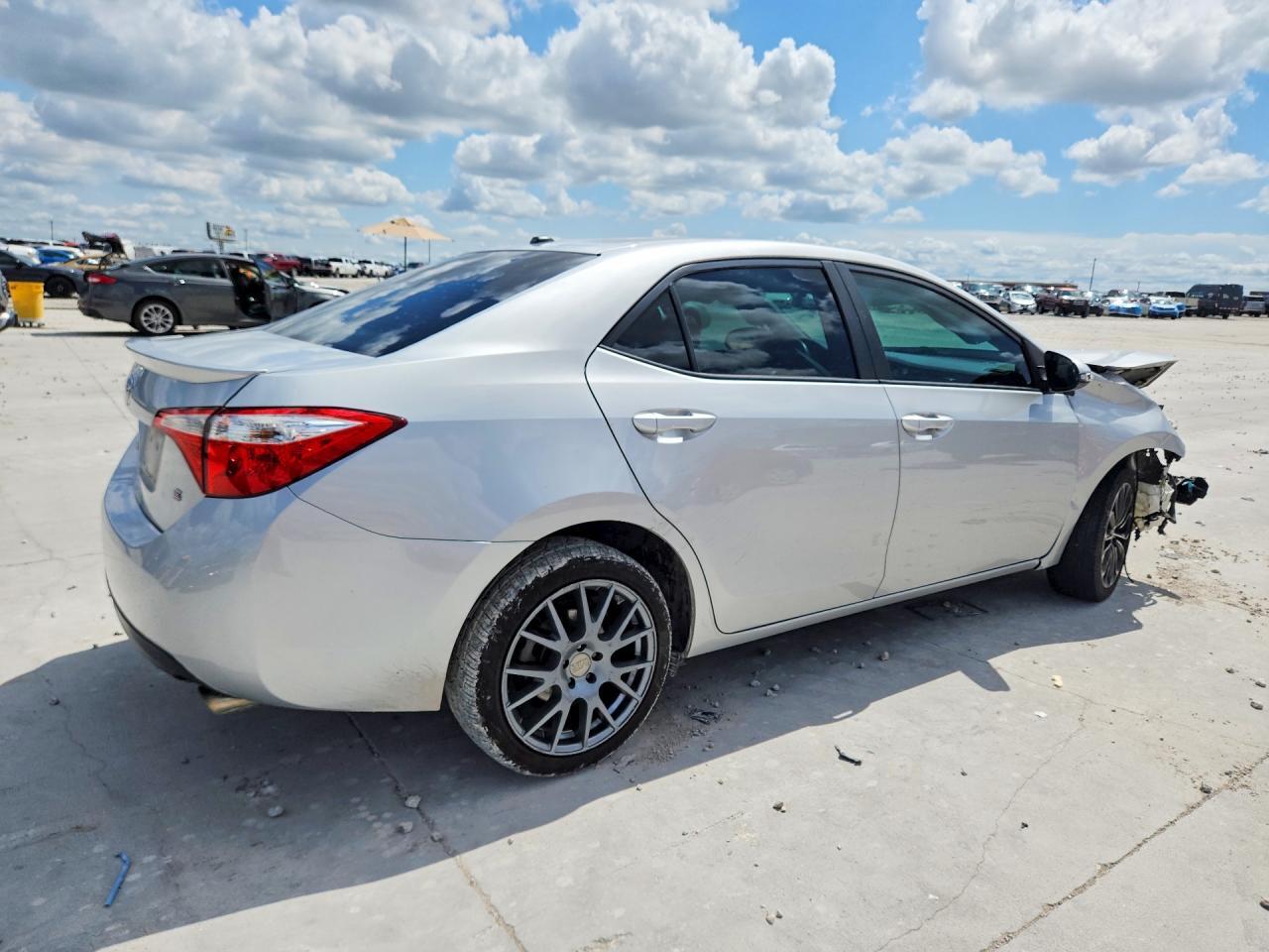 2015 TOYOTA COROLLA S PLUS — Фото 3 из 13