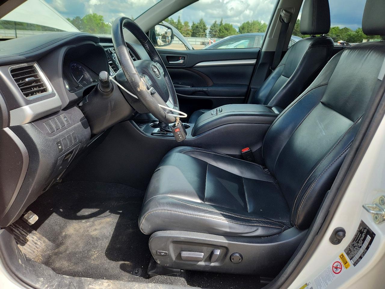 5TDJKRFH0FS192798 2015 TOYOTA HIGHLANDER photo no. 7
