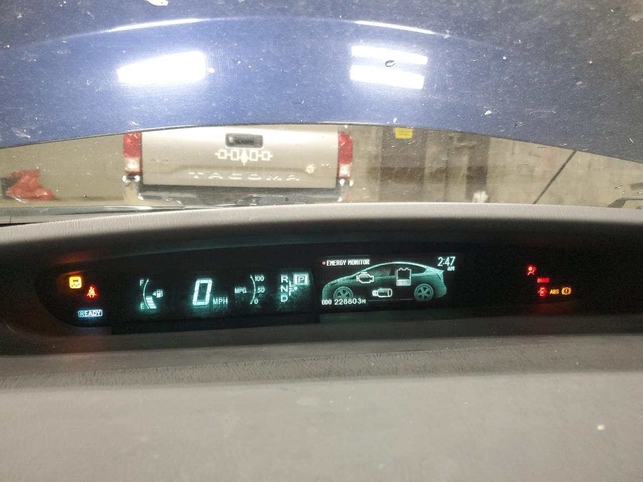 2015 TOYOTA PRIUS TWO — Фото 9 из 12