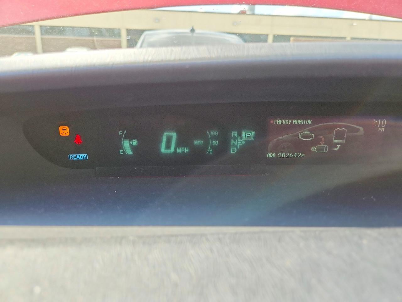 2015 TOYOTA PRIUS TWO — Фото 9 из 12