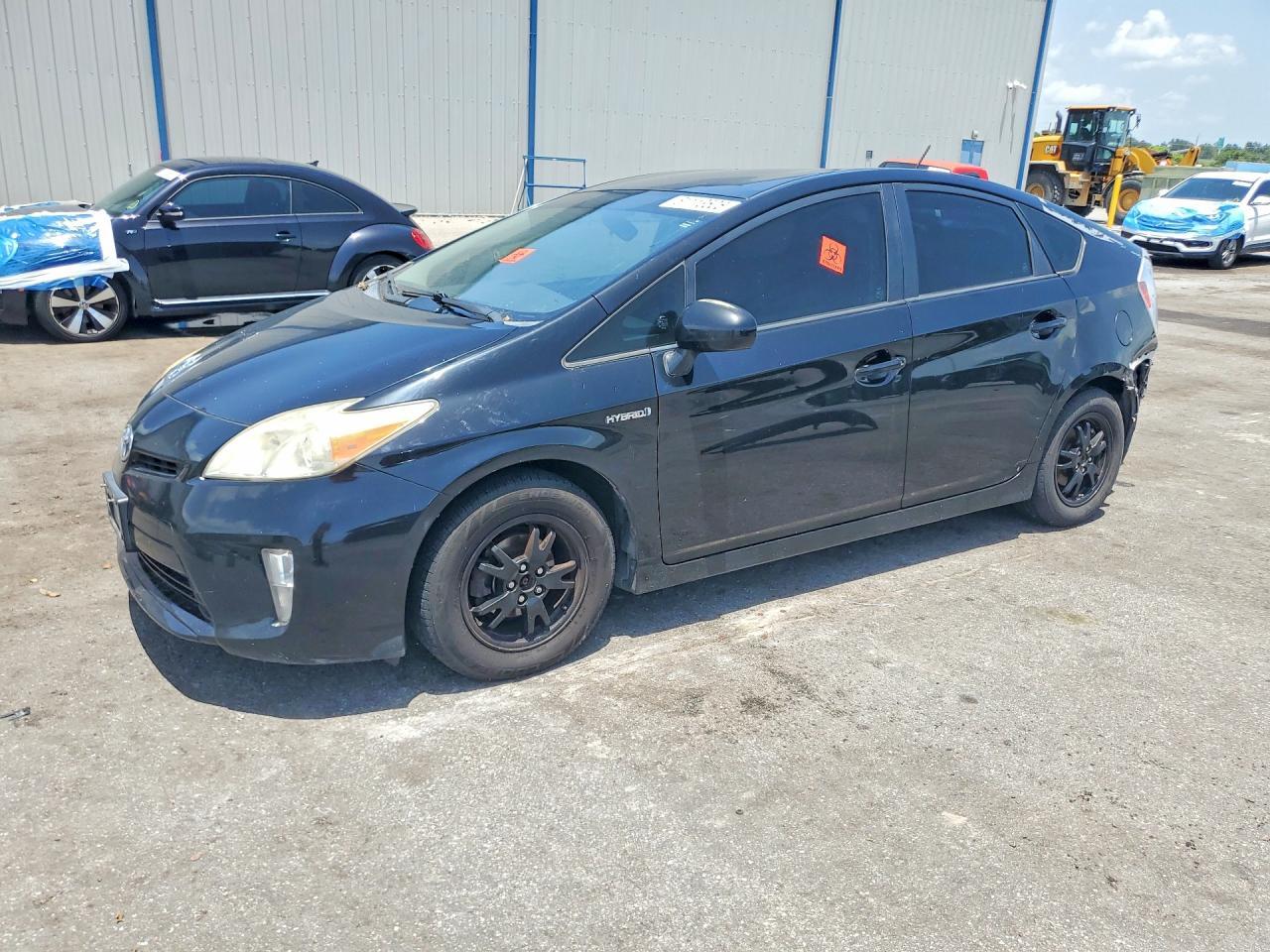 2015 TOYOTA PRIUS THREE