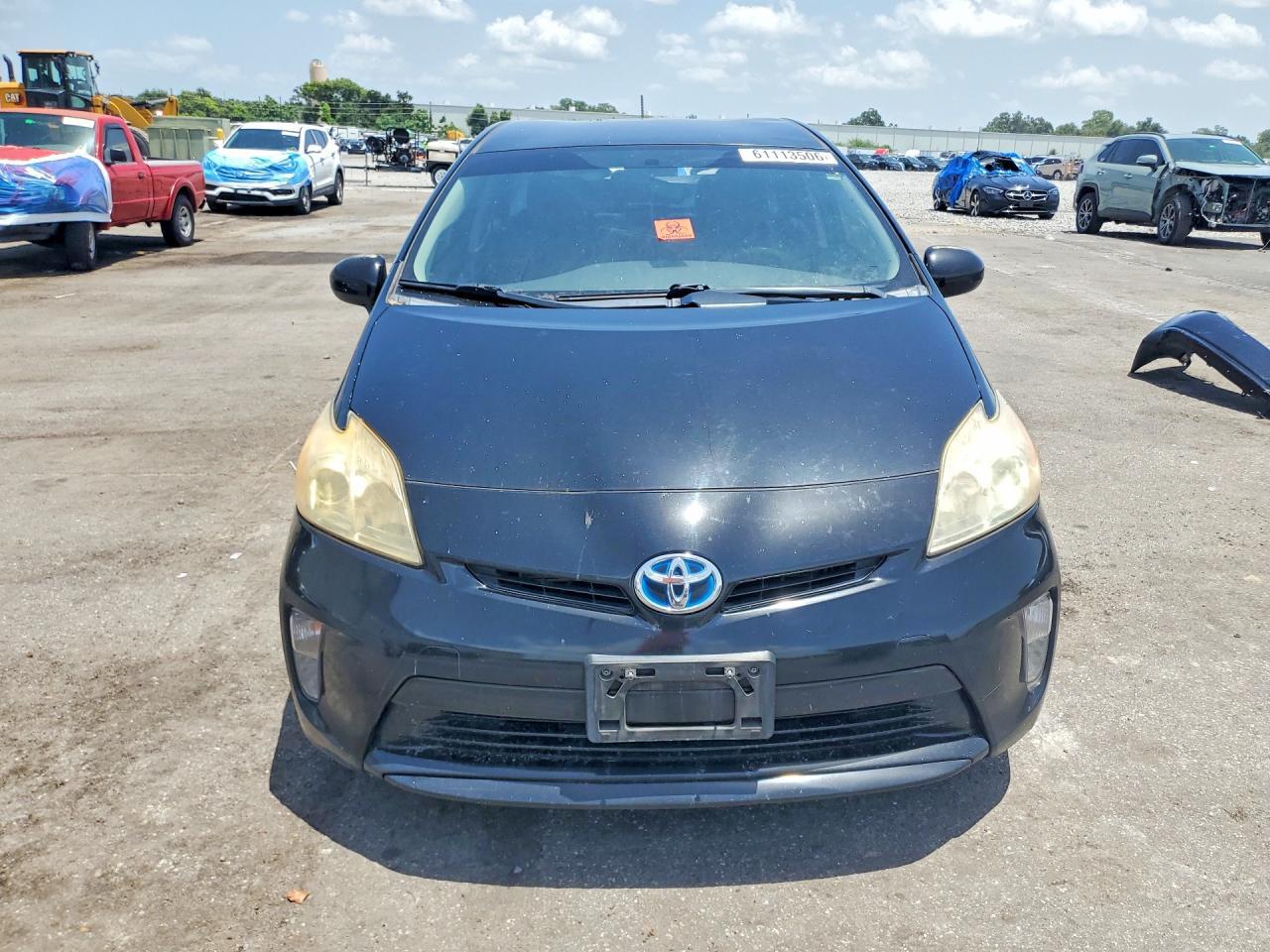 2015 TOYOTA PRIUS THREE — Фото 5 из 13