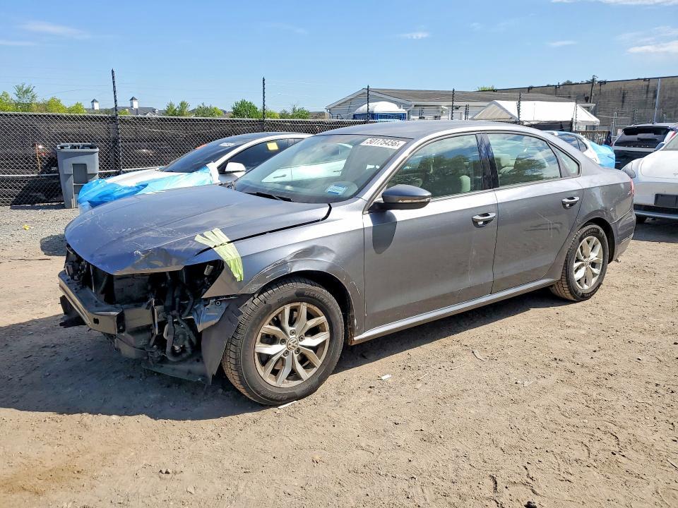 2018 VOLKSWAGEN PASSAT 1VWAA7A37JC046389