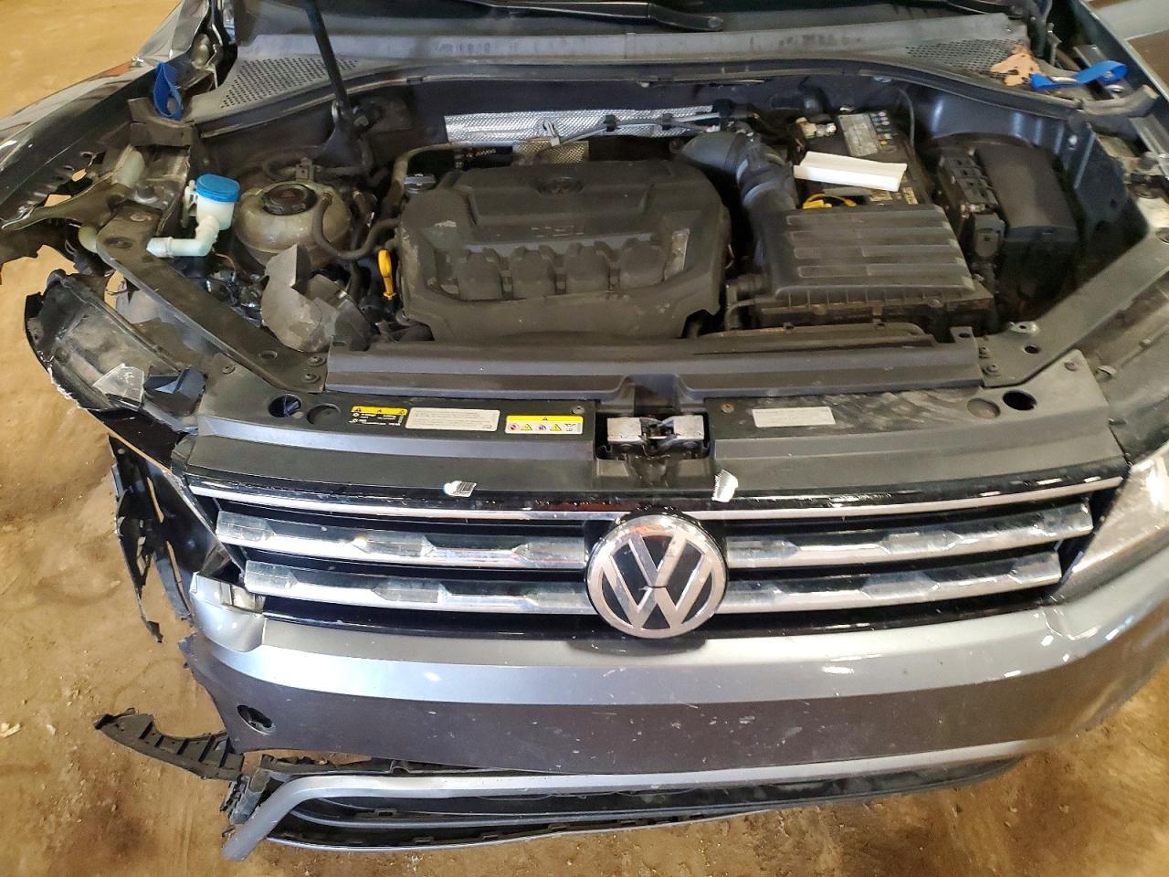 2018 VOLKSWAGEN TIGUAN SE — Фото 11 из 12
