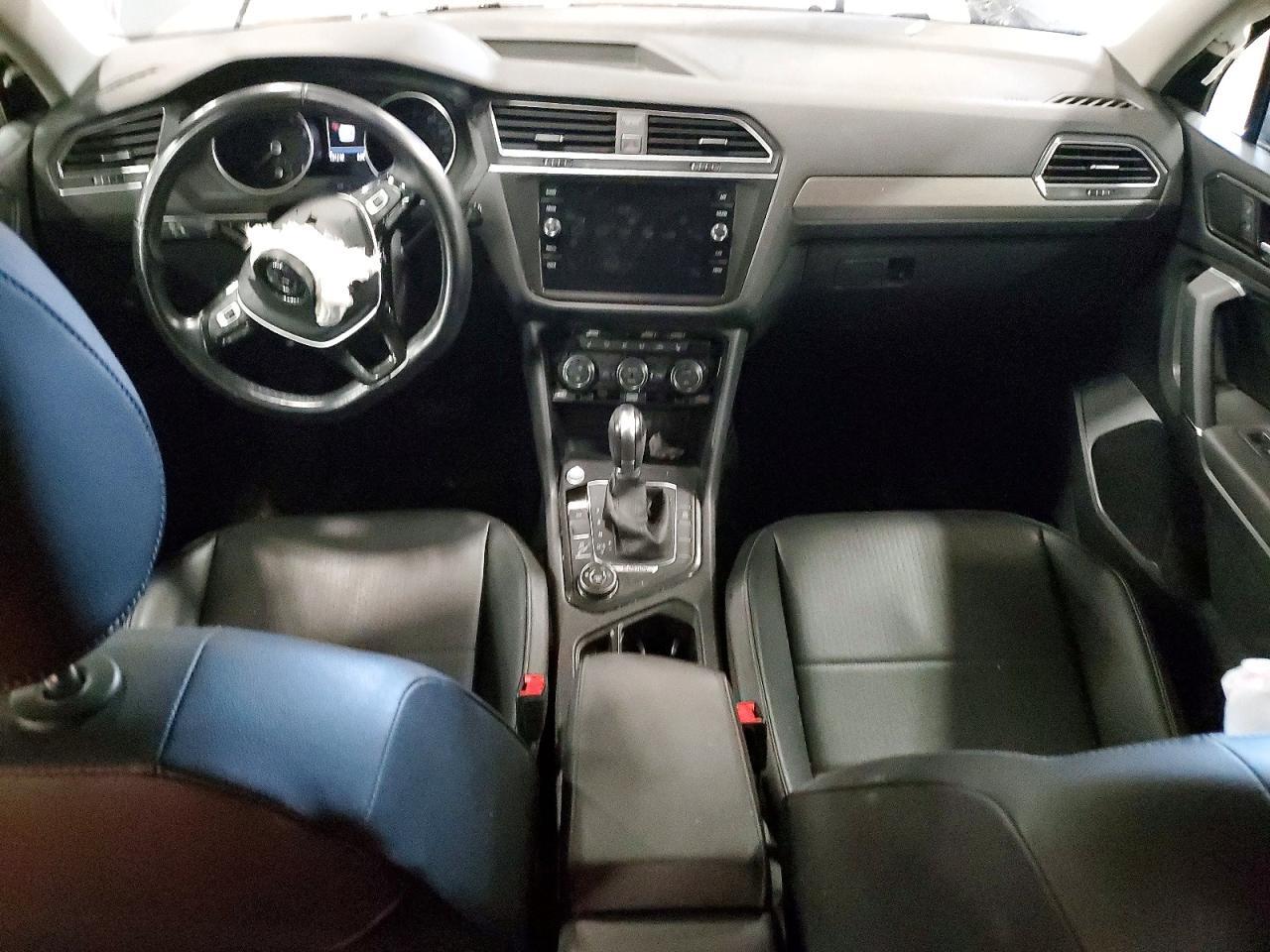 2018 VOLKSWAGEN TIGUAN SE — Фото 8 из 12