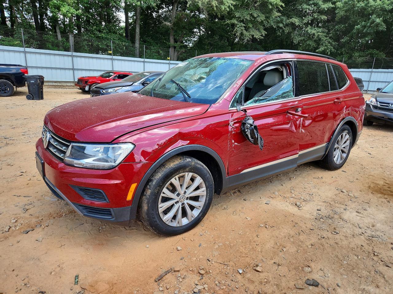 2018 VOLKSWAGEN TIGUAN SE